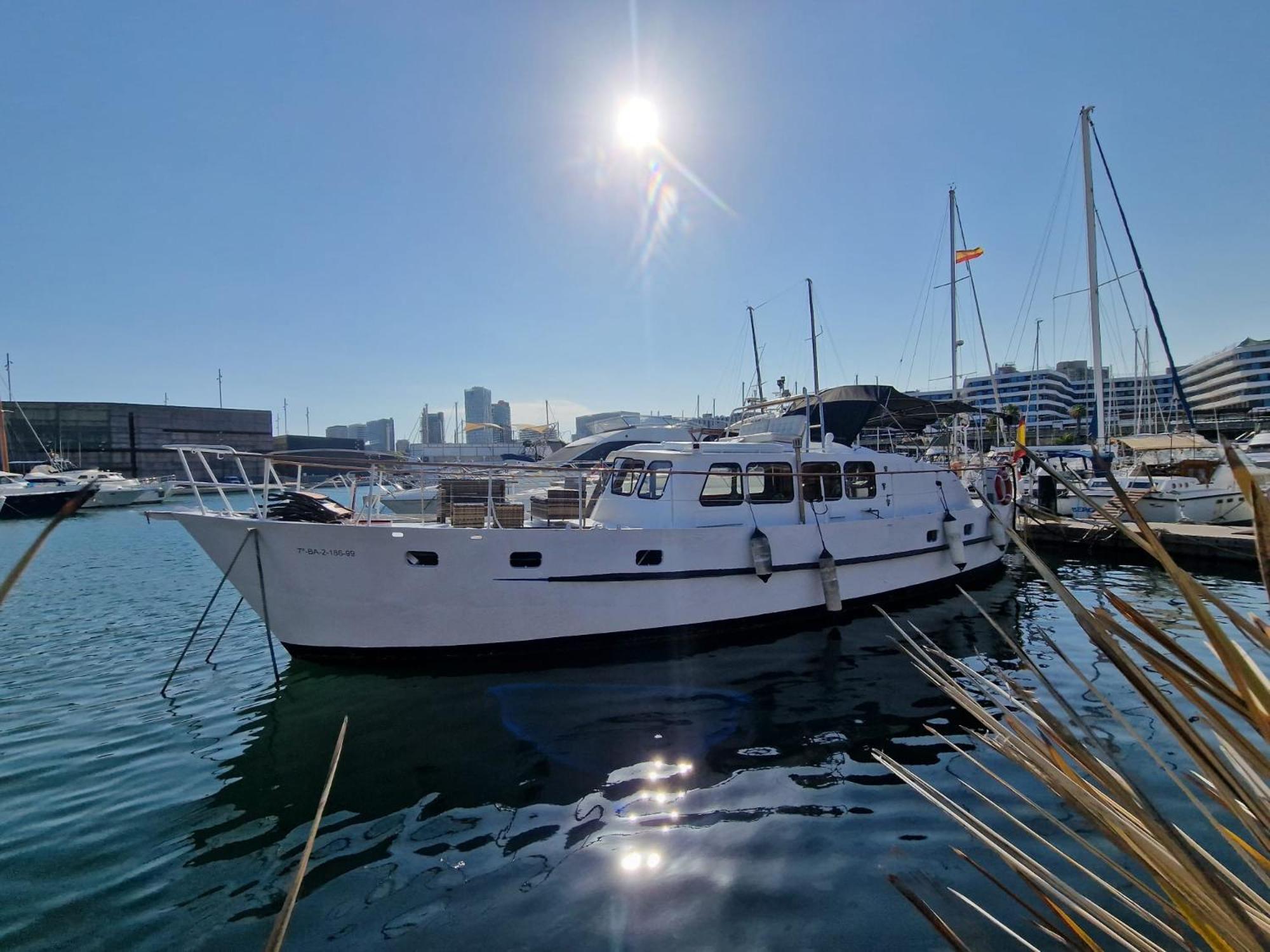 Classic Boat Barcelona Buitenkant foto