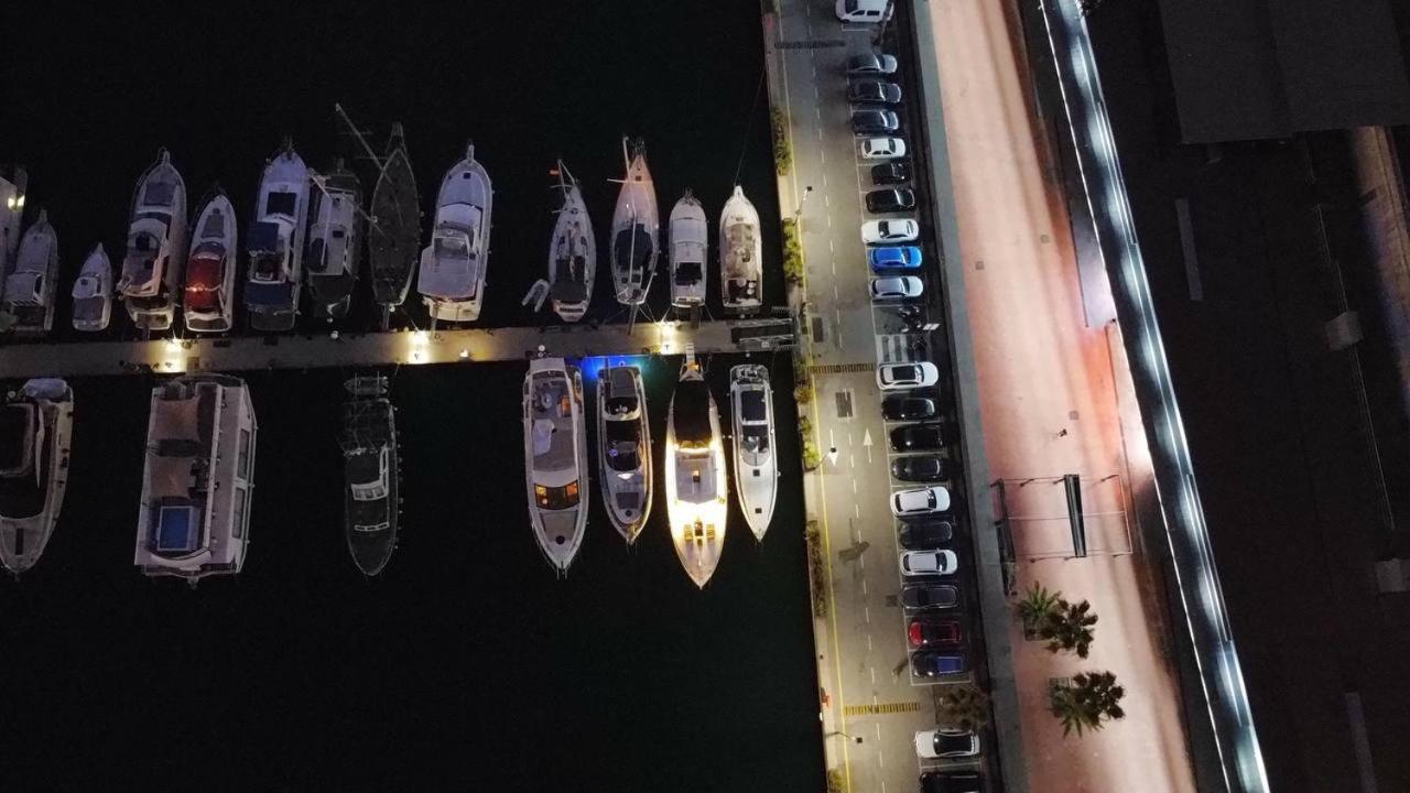 Classic Boat Barcelona Buitenkant foto